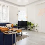 Modern Luxury Soho Apartment